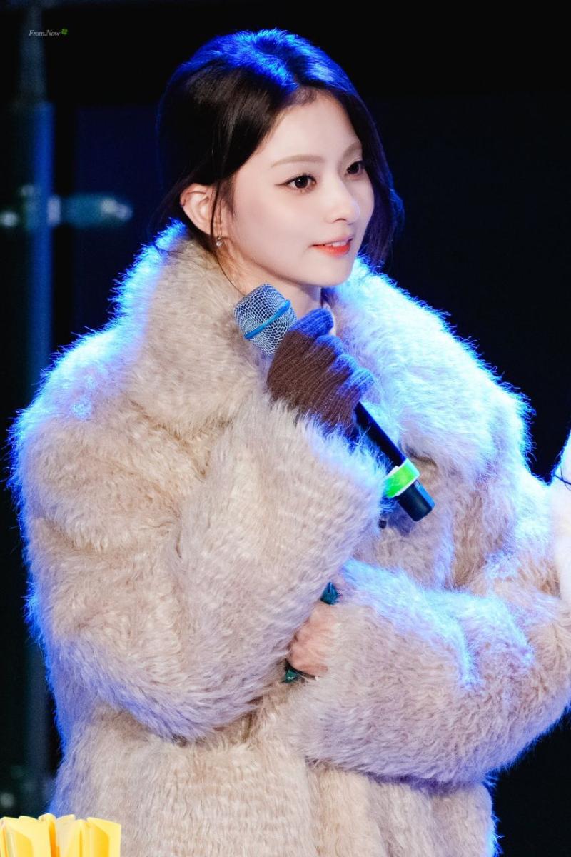 프로미스나인 이나경