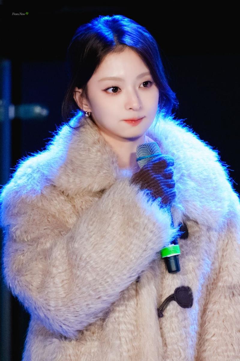 프로미스나인 이나경