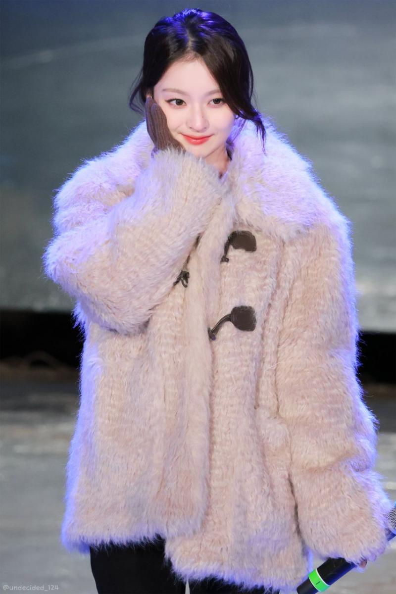 프로미스나인 이나경