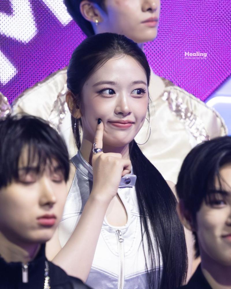 아이브 안유진