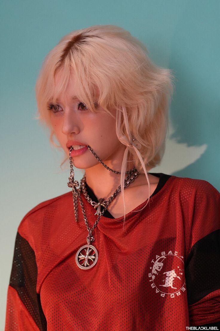 은근히 브라 비치는 전소미