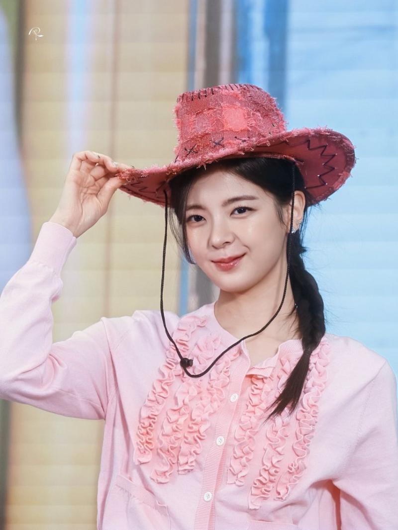 ITZY 리아