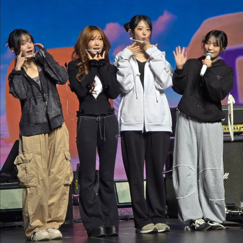 QWER 마카오 공연
