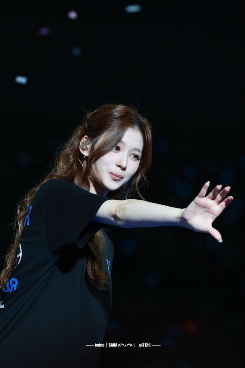 트와이스 사나
