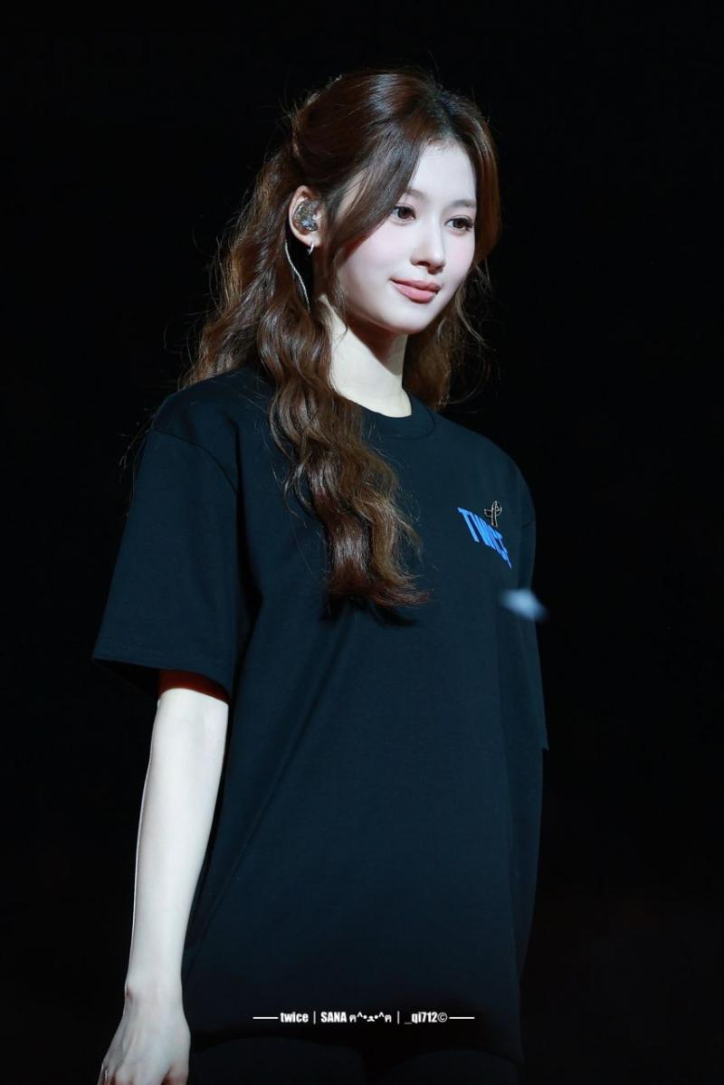 트와이스 사나