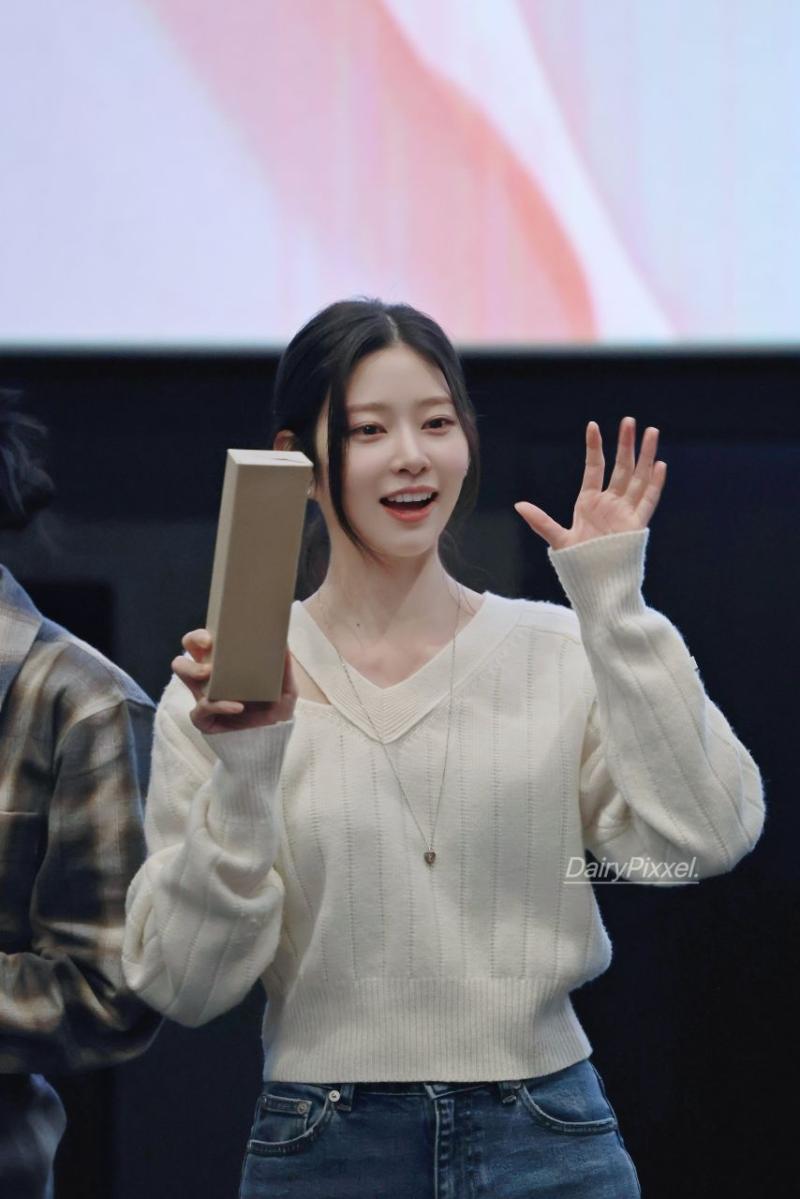김민주