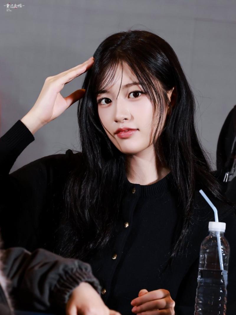 아이브 안유진