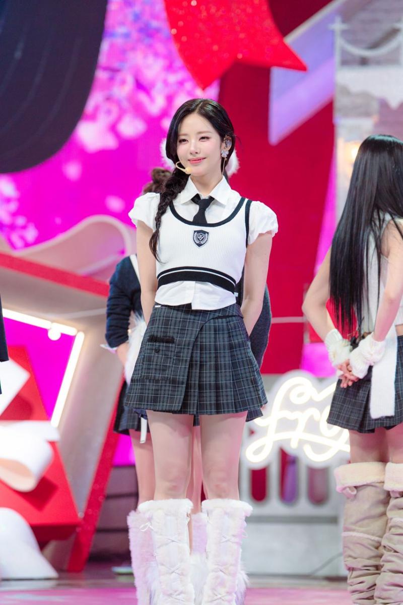 프로미스나인 박지원