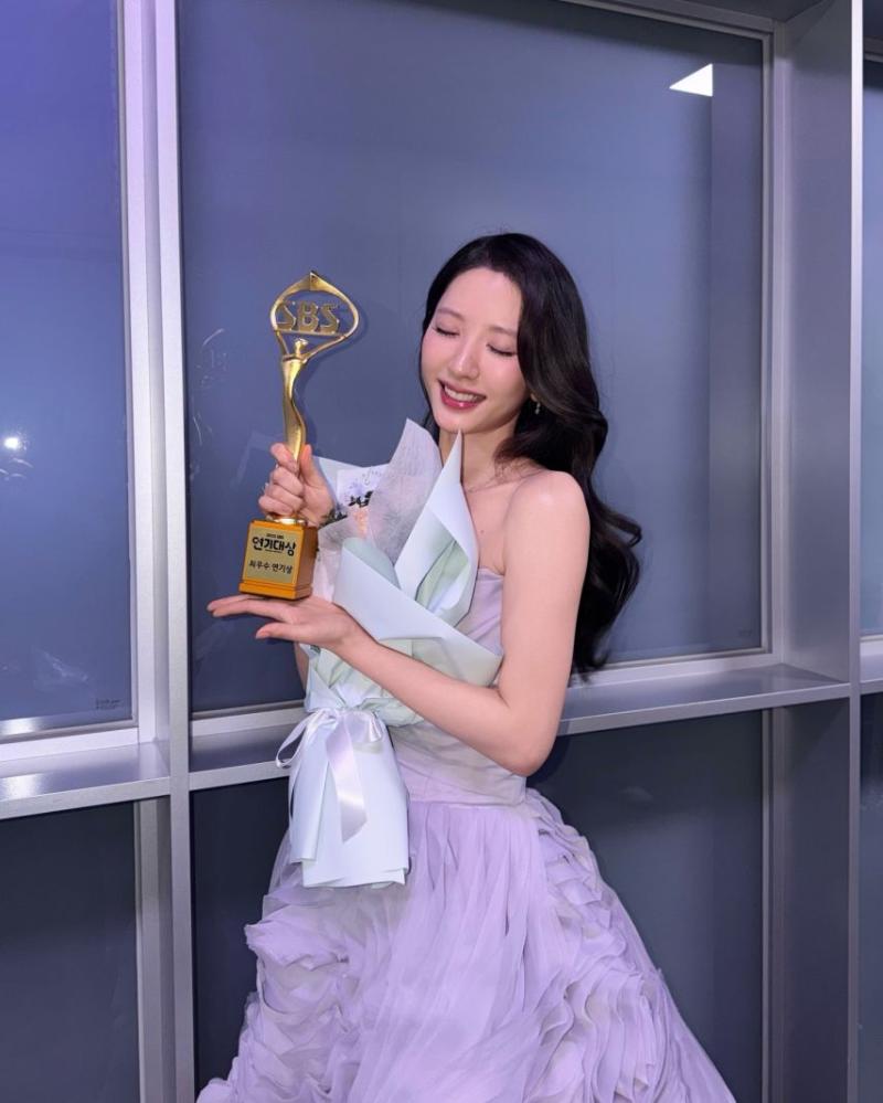 김지연