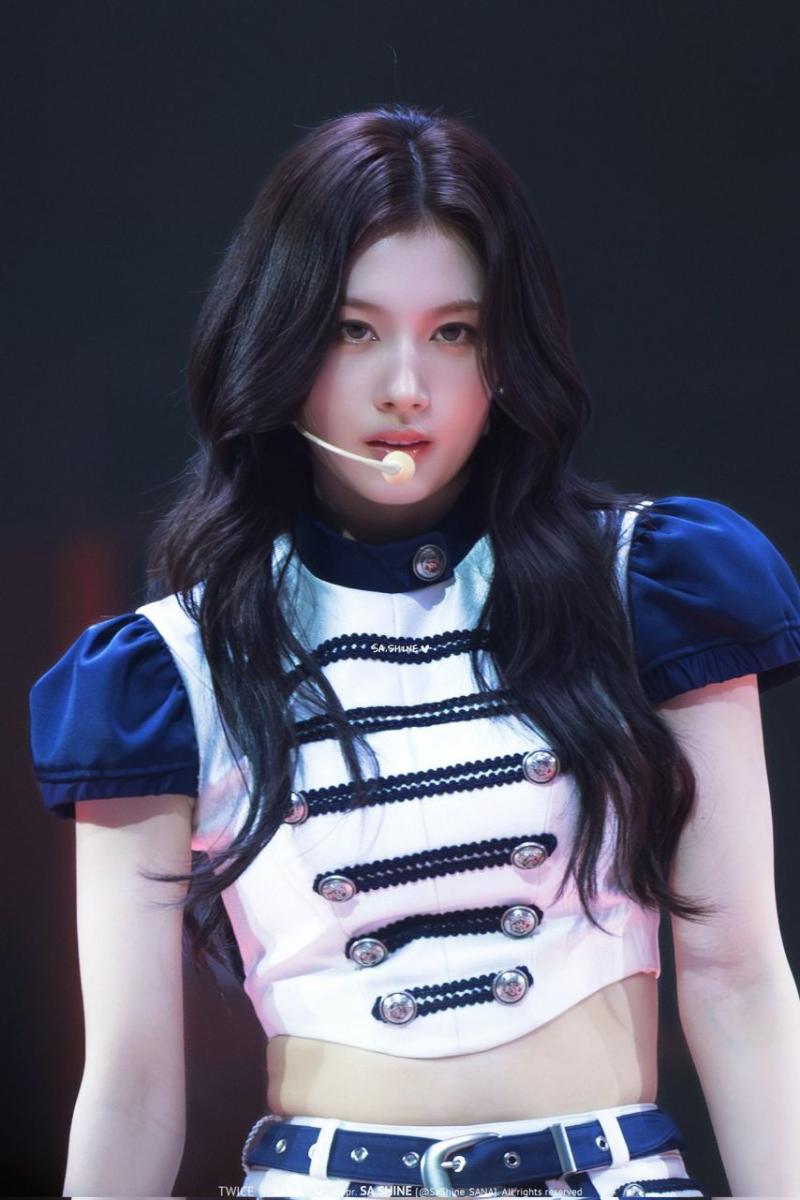 트와이스 사나