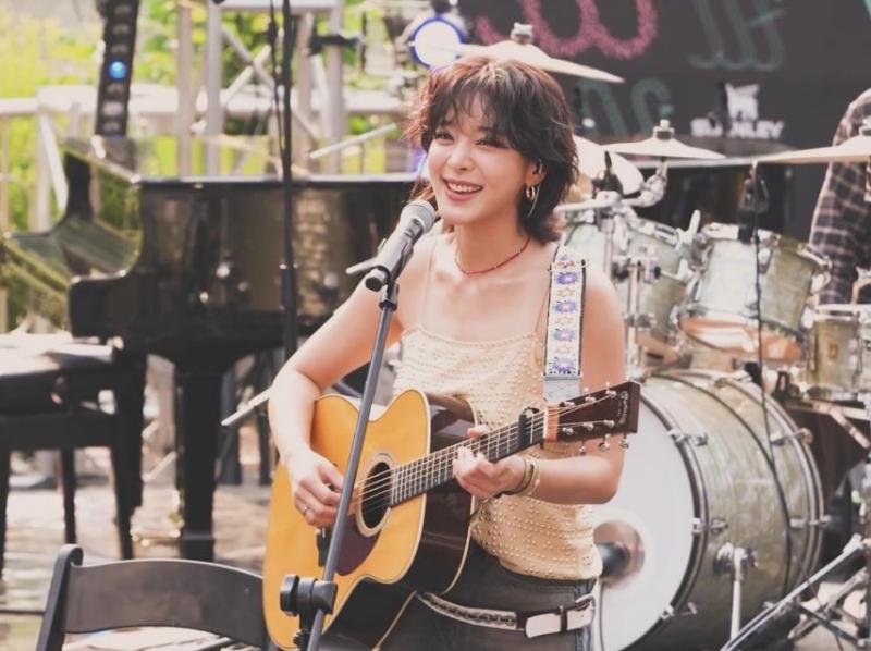 설인아