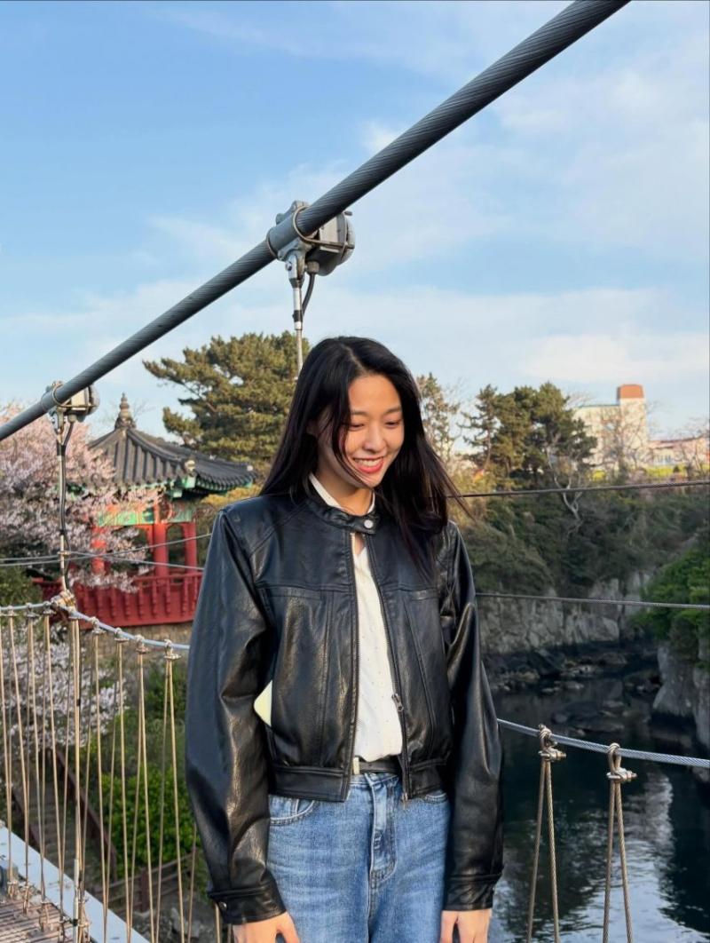 김설현