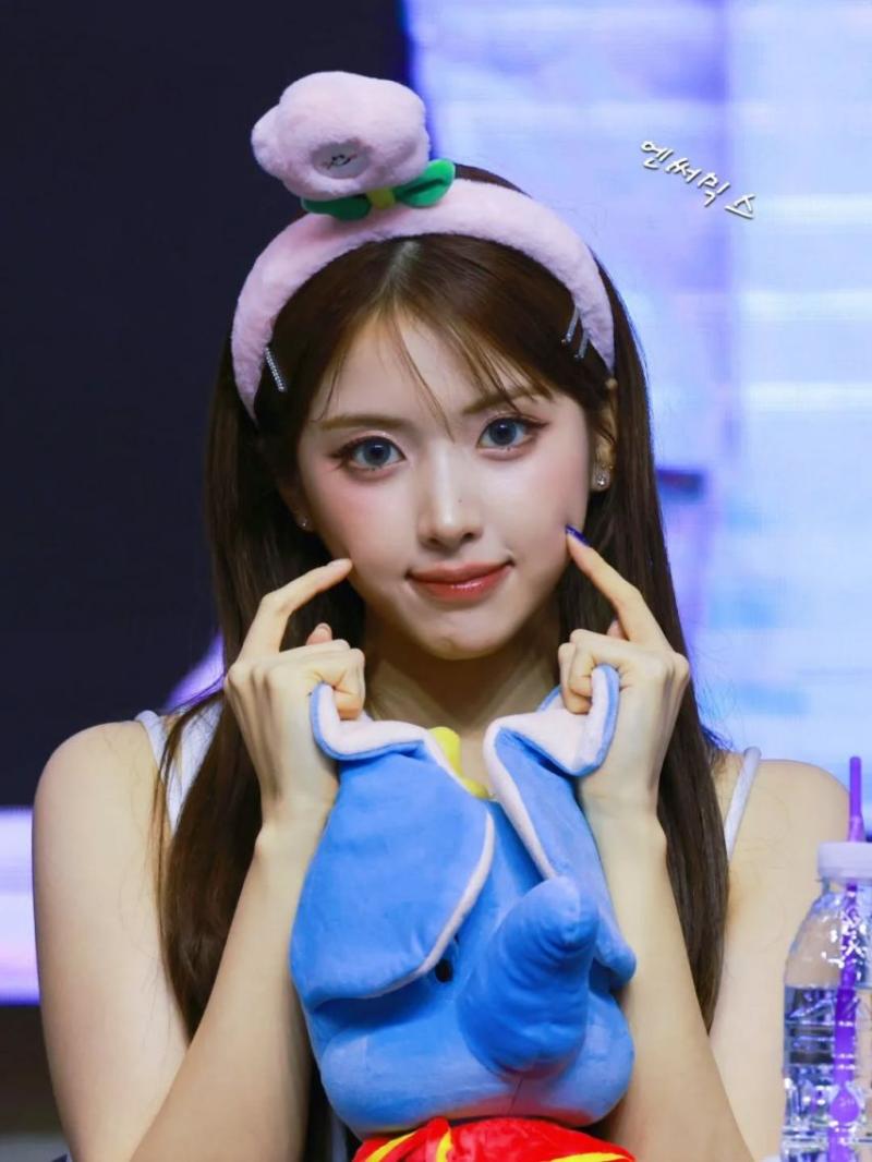 NMIXX (엔믹스) 지우