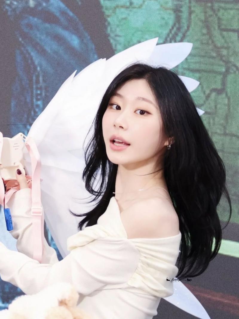 ITZY (있지) 채령