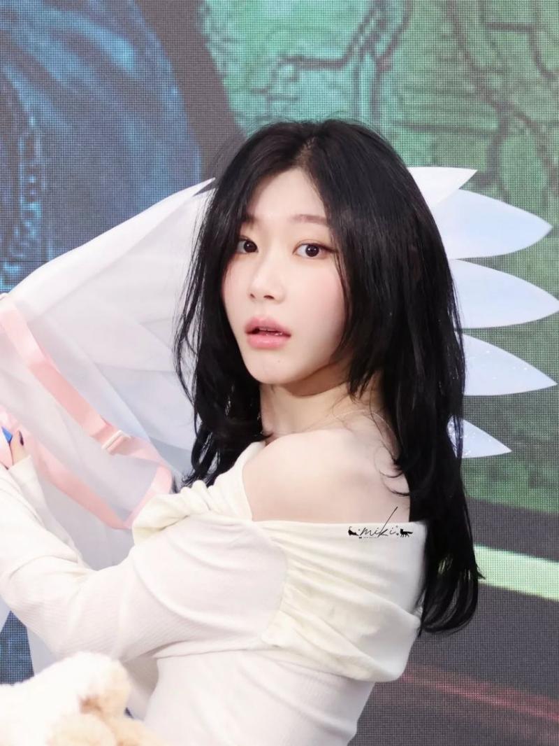 ITZY (있지) 채령