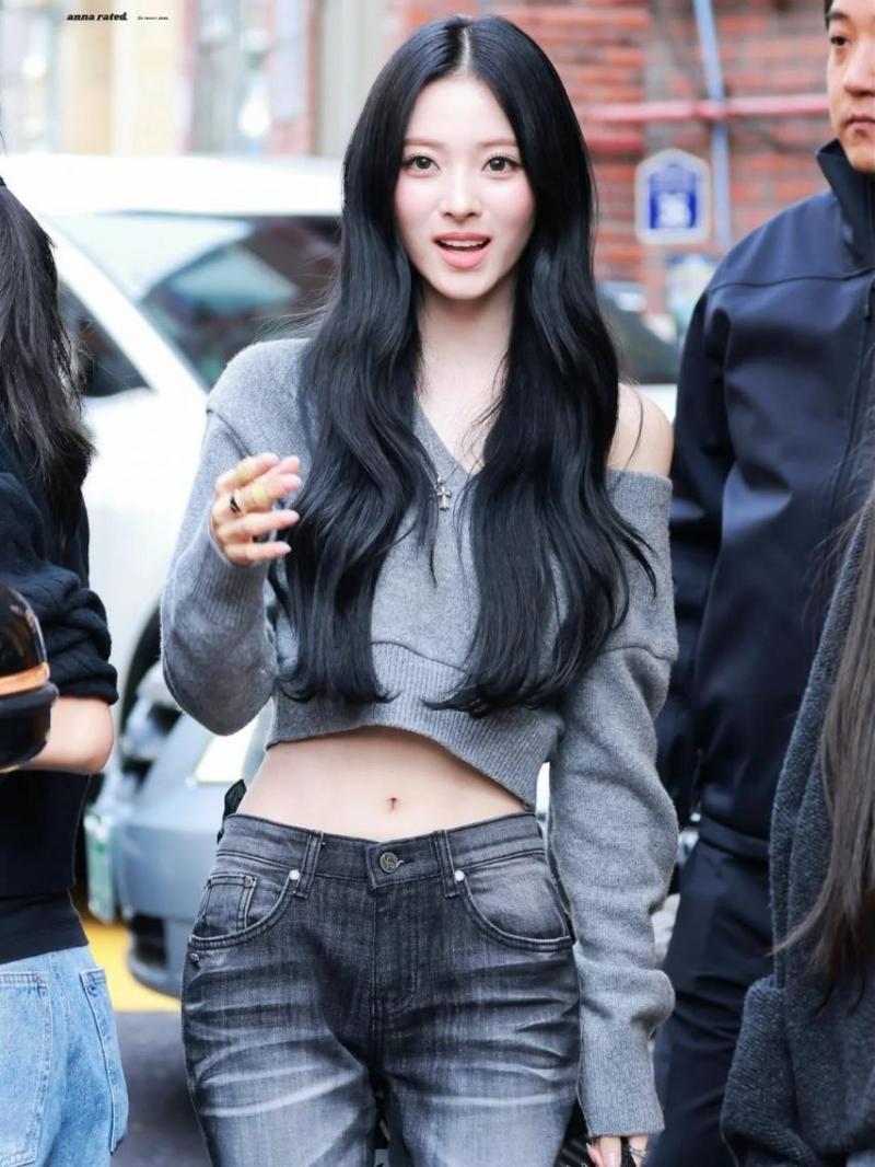 MEOVV (미야오) 안나