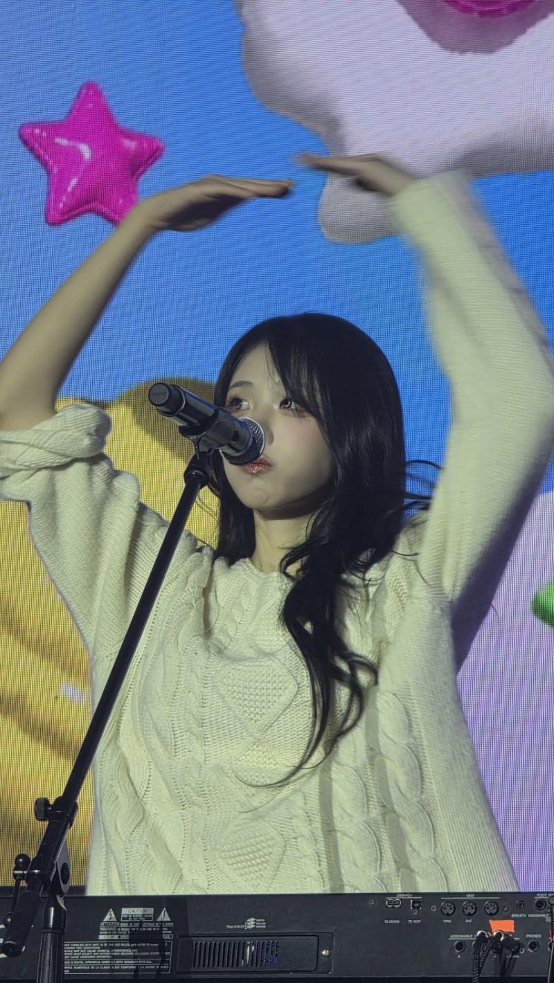 QWER 히나