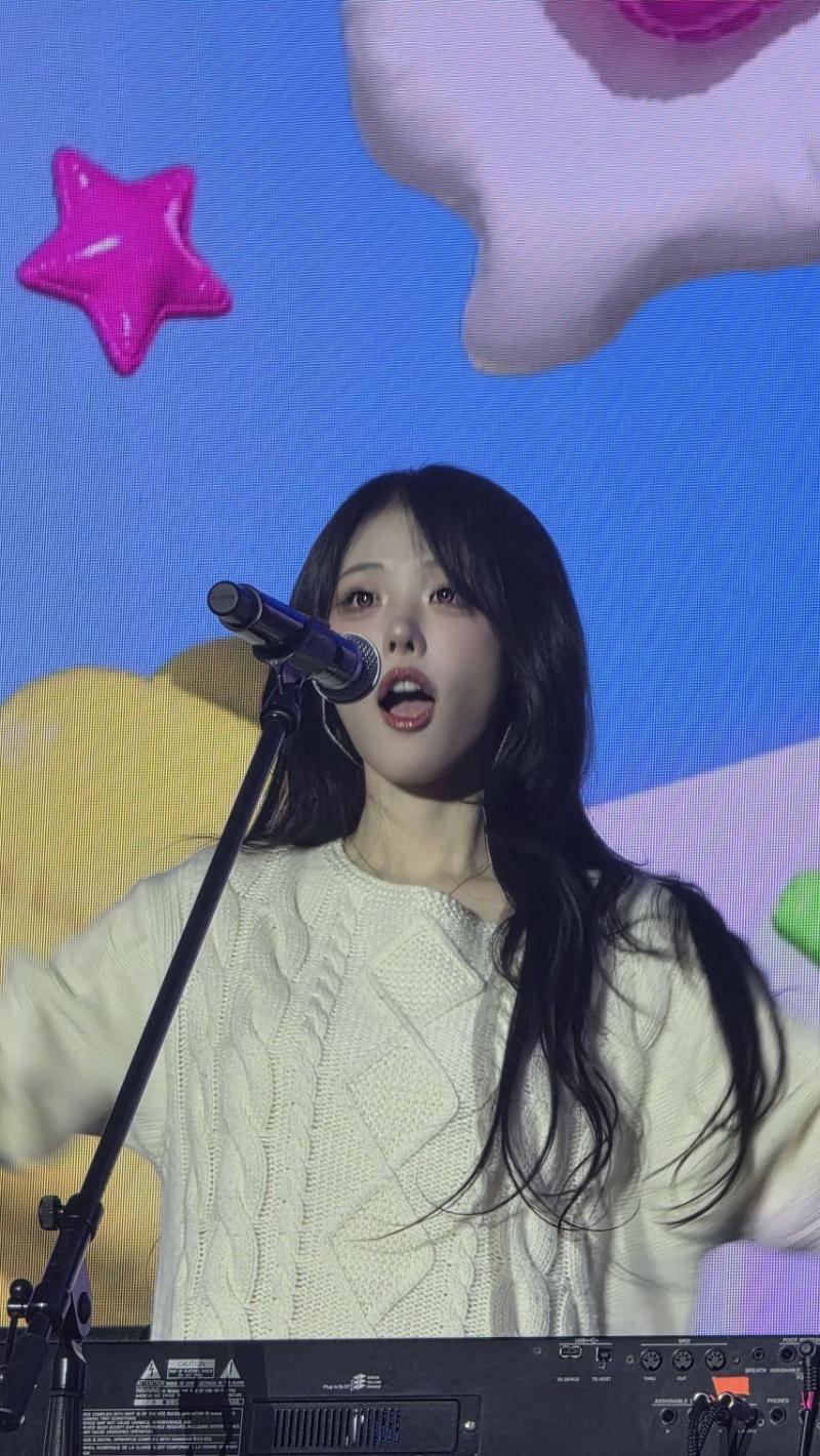 QWER 히나