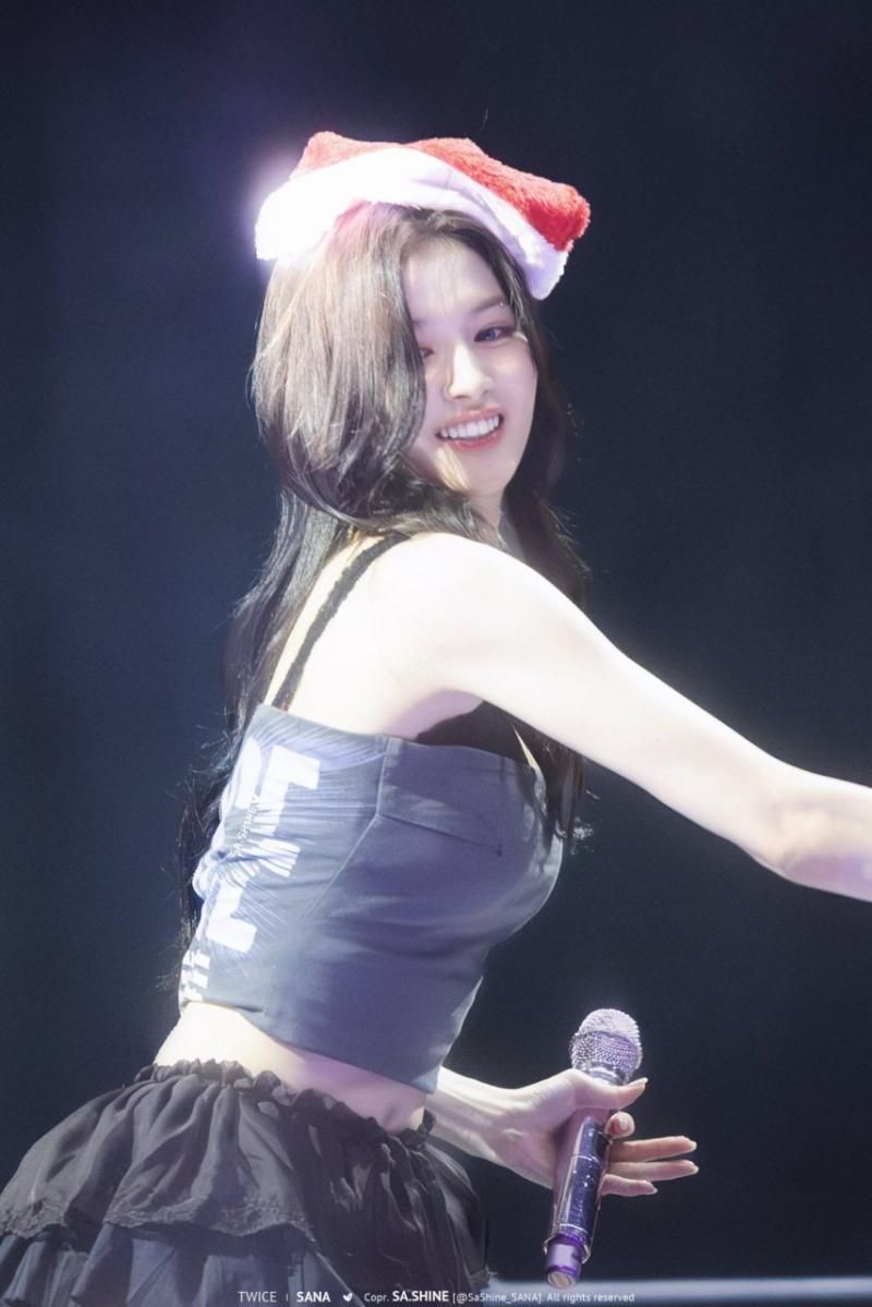 트와이스 사나