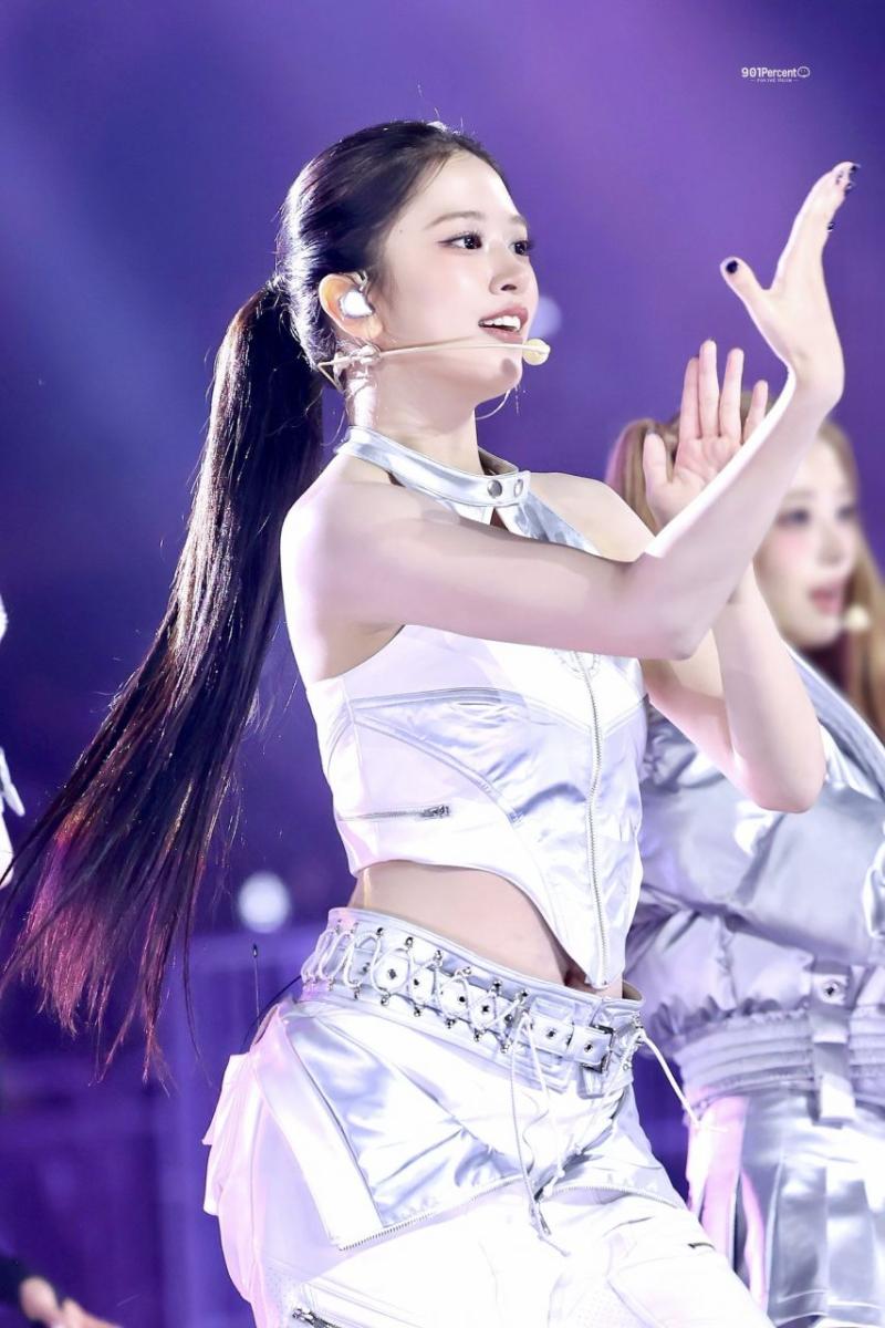 아이브 안유진