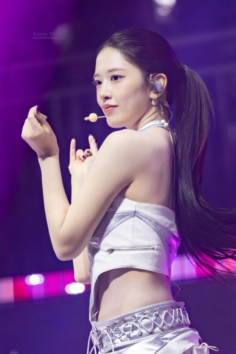 아이브 안유진