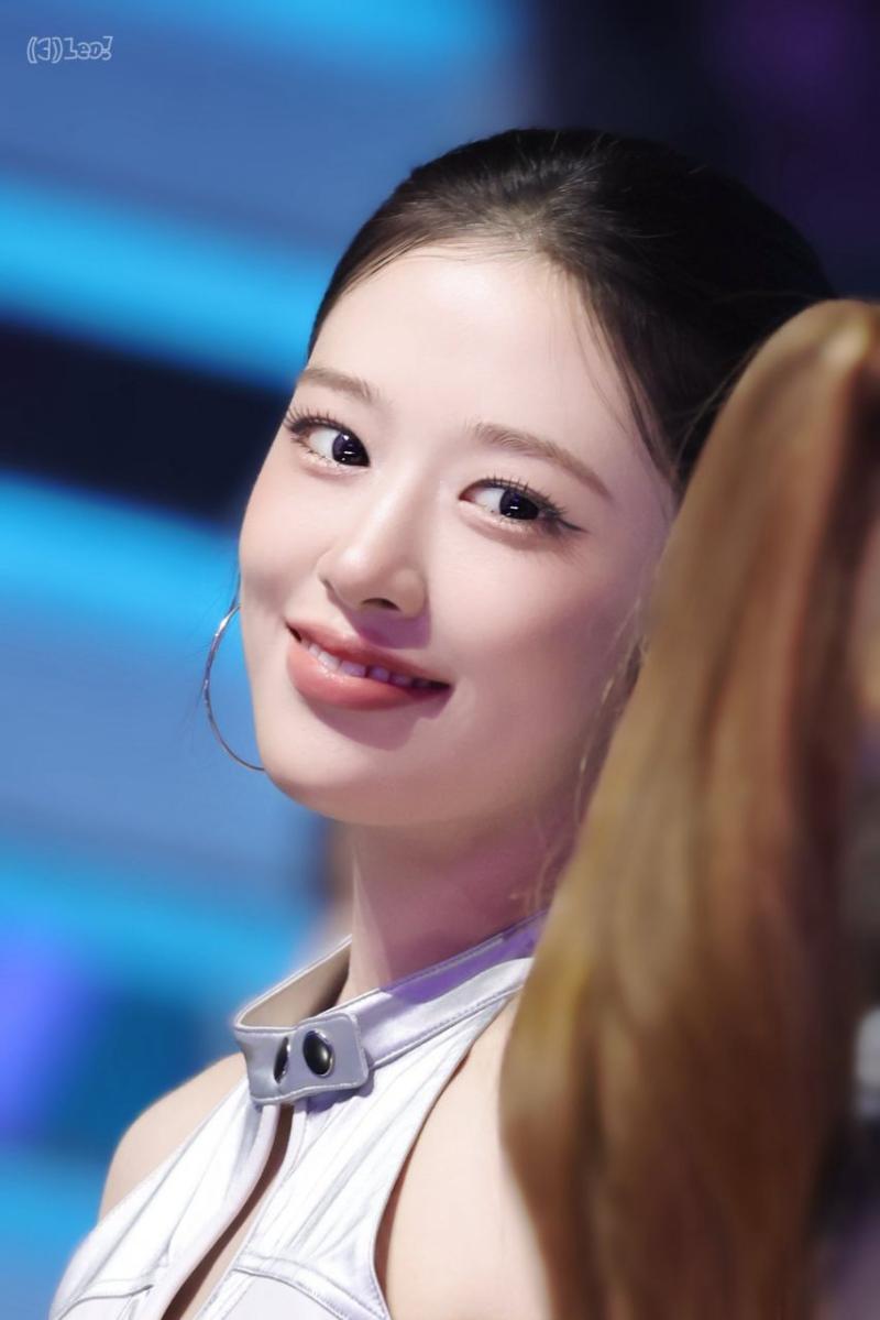 아이브 안유진