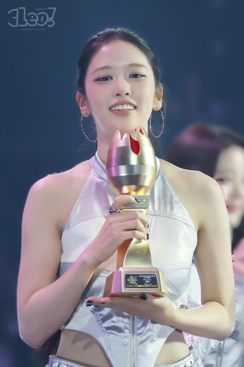 아이브 안유진