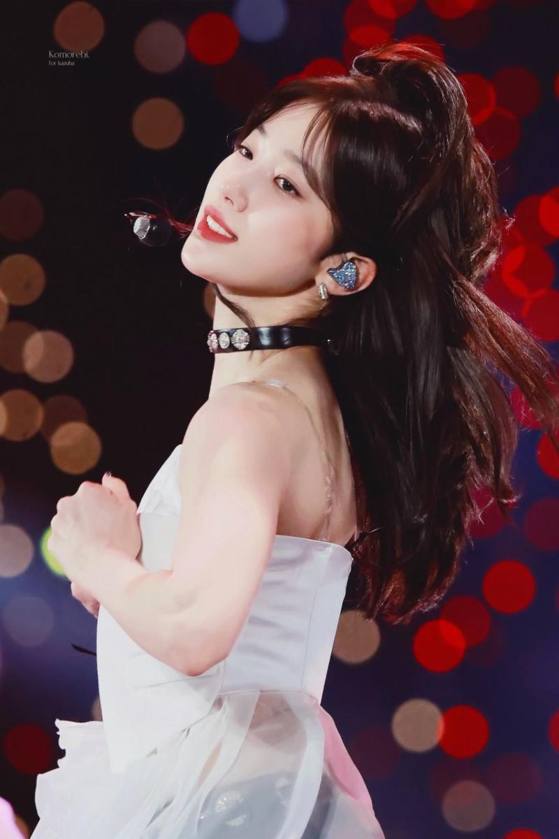 르세라핌 카즈하