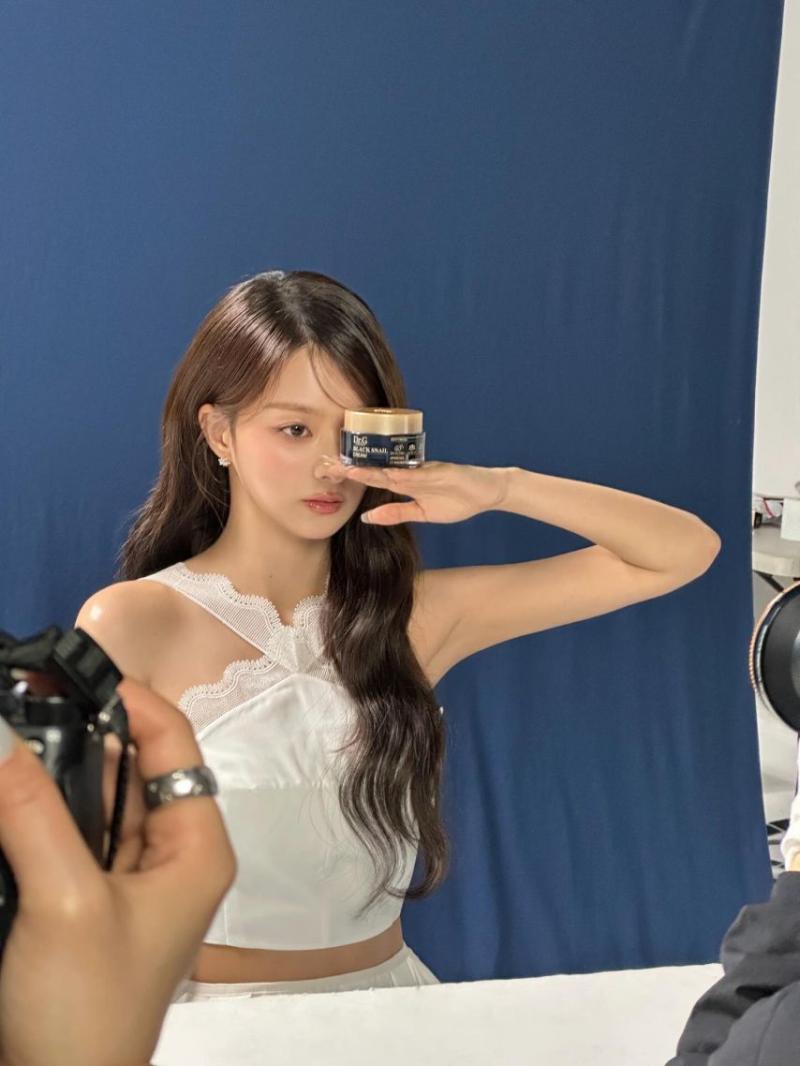 프로미스나인 이나경