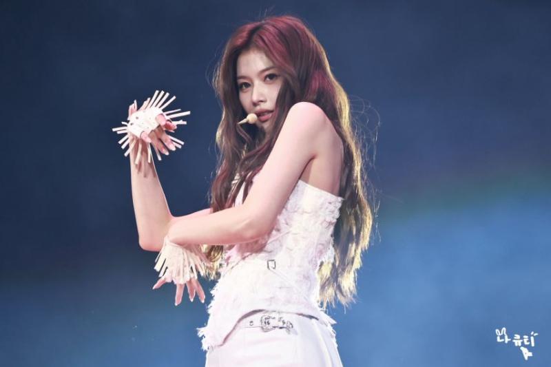 트와이스 사나