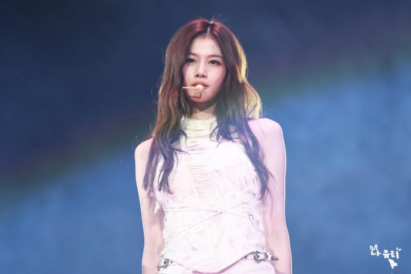 트와이스 사나