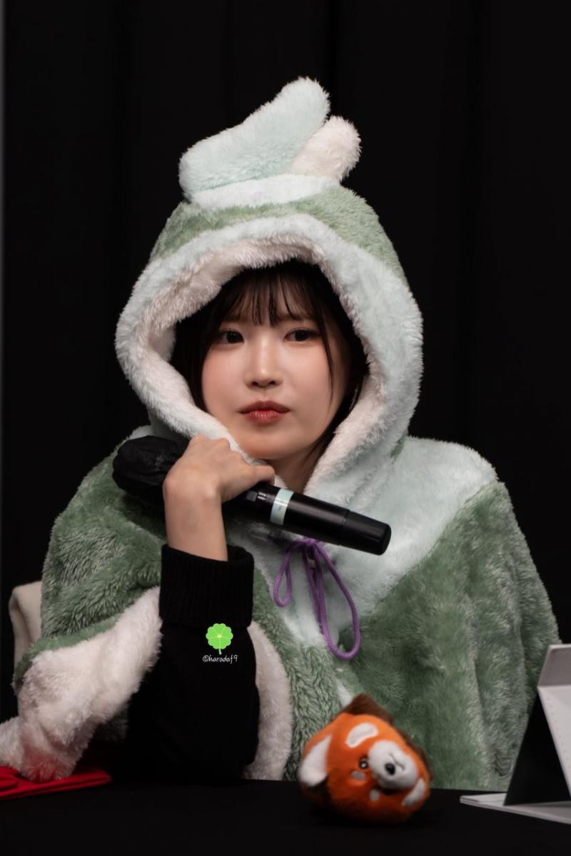 프로미스나인 송하영