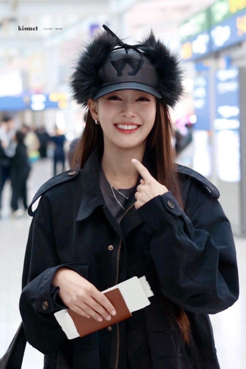 오늘 출국 아이들 민니