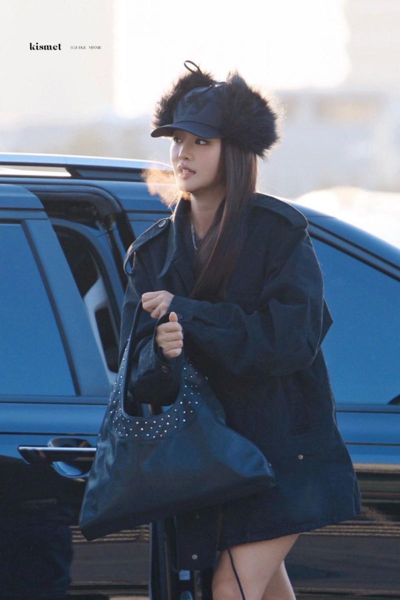 오늘 출국 아이들 민니