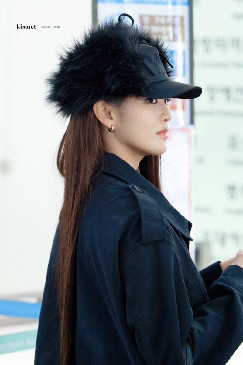 오늘 출국 아이들 민니