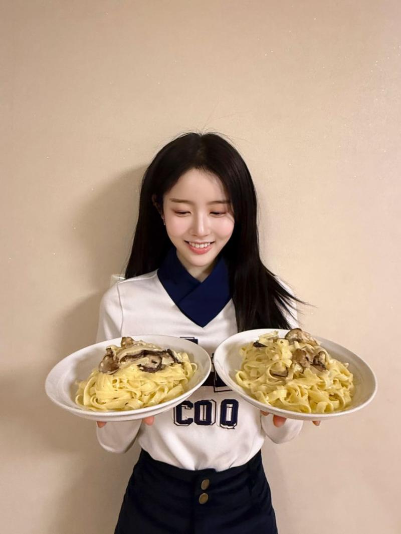 시은 STAYC스테이씨 인별