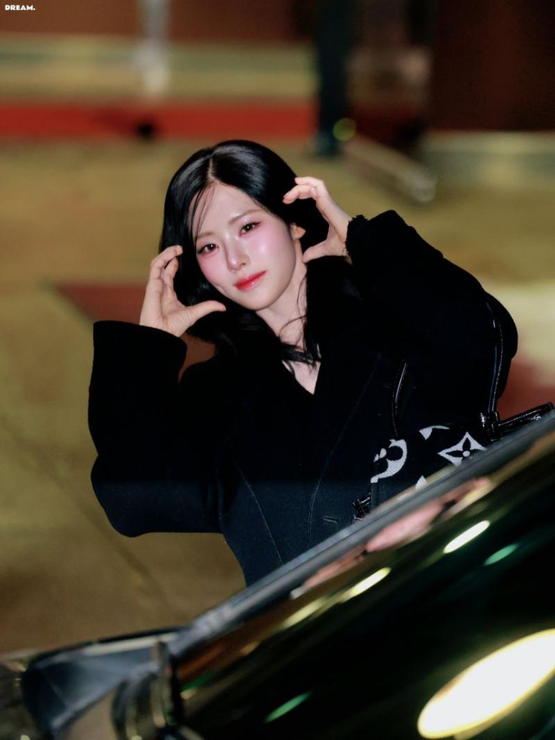 프로미스나인 박지원