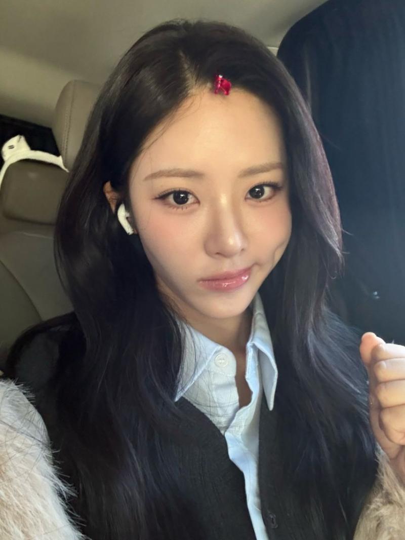 프로미스나인 박지원