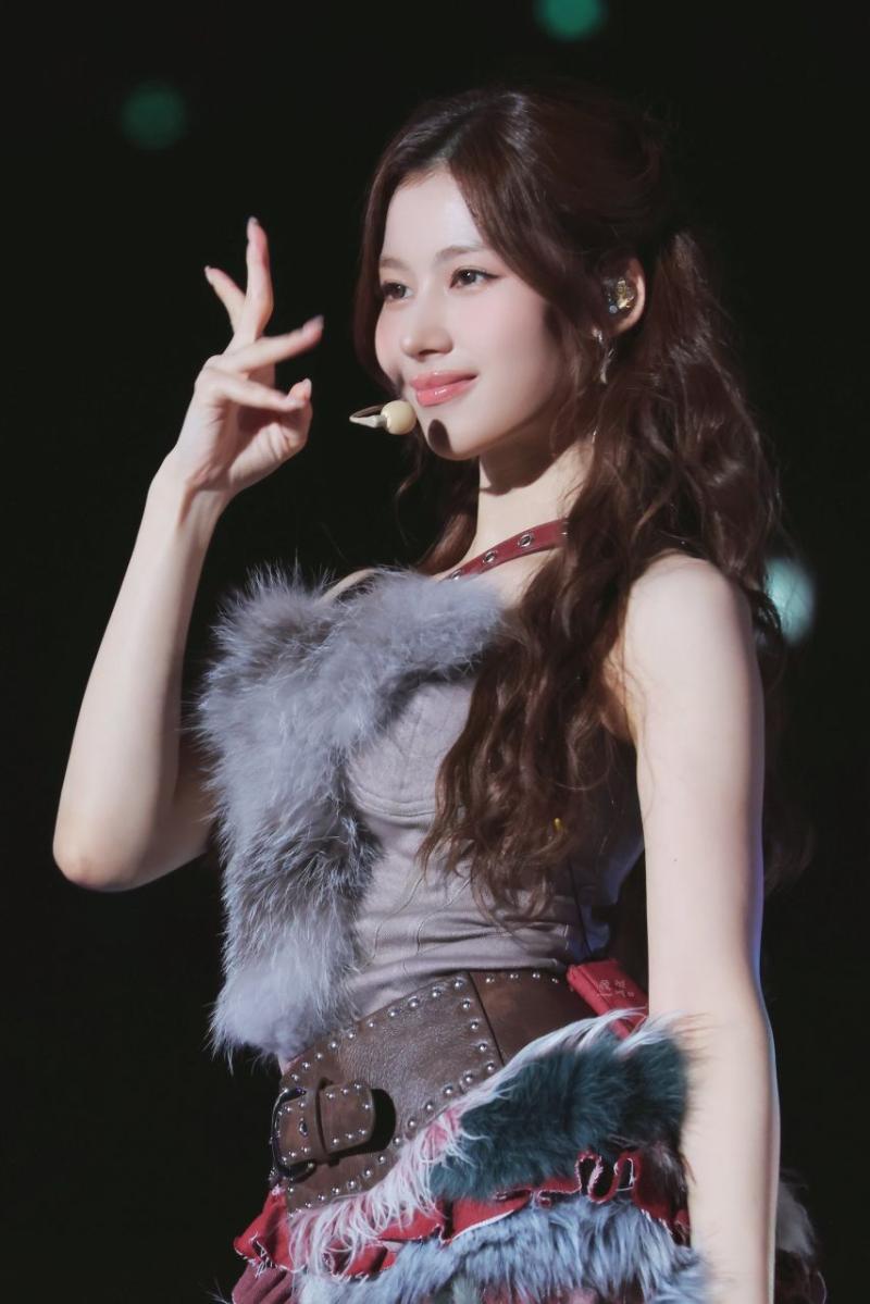 트와이스 사나