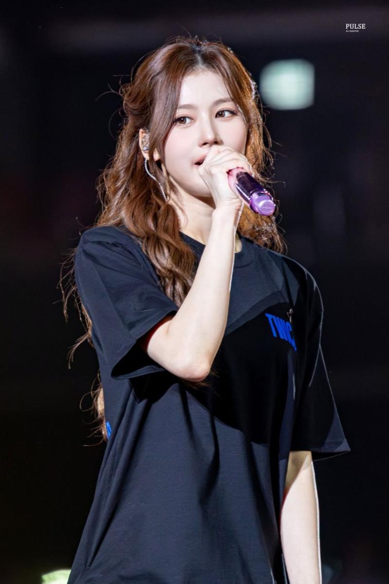 트와이스 사나