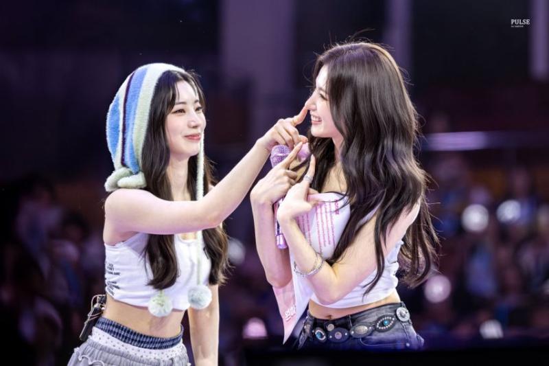 트와이스 사나