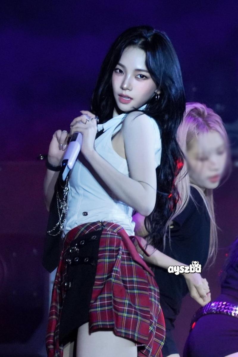 에스파 카리나