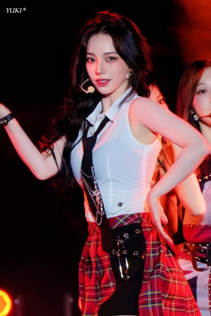 에스파 카리나