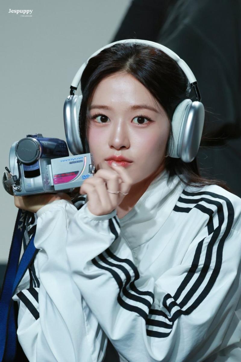 아이브 안유진