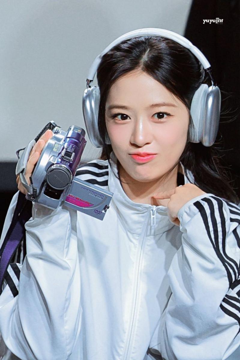 아이브 안유진