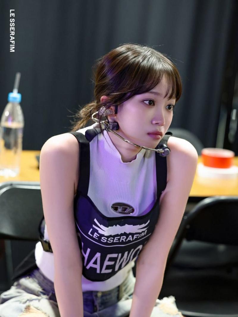 LE SSERAFIM (르세라핌) 김채원