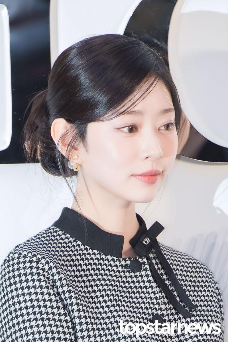 김민주 디올 행사 포토콜