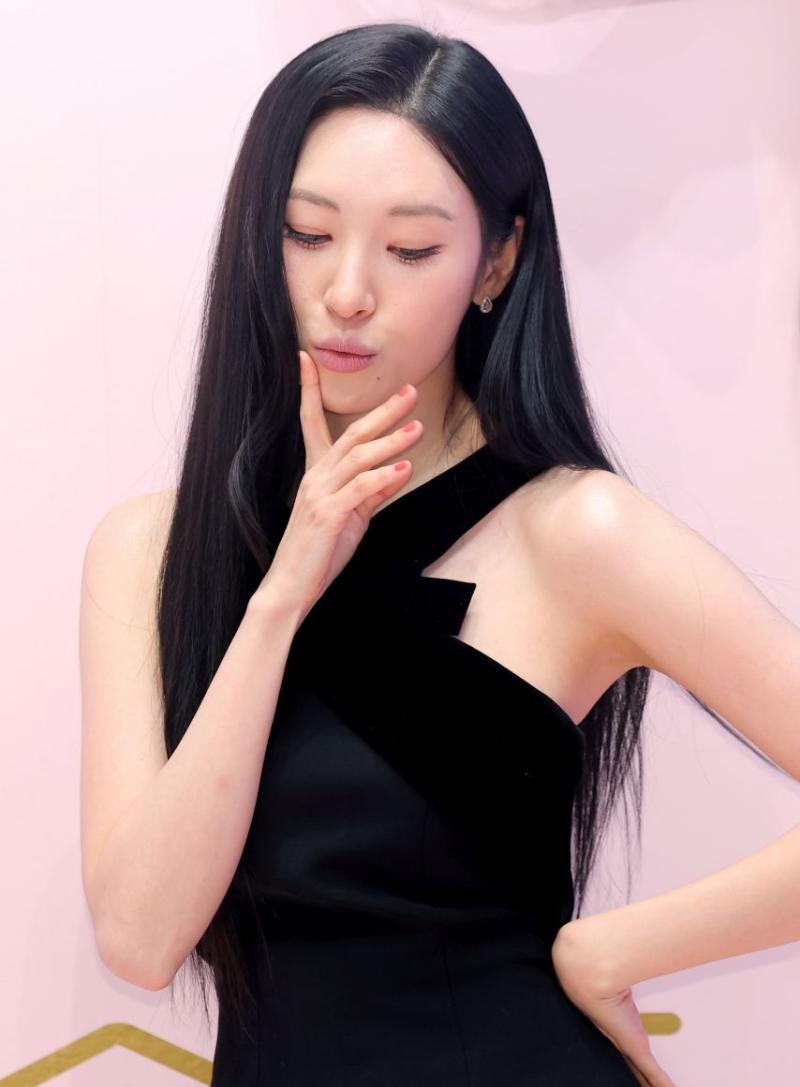 선미 260107 MAC Photowall