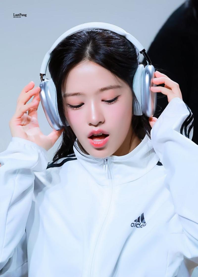 아이브 안유진