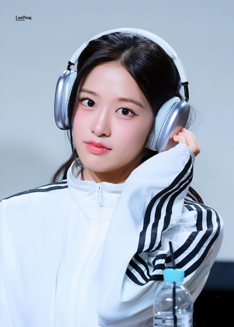아이브 안유진